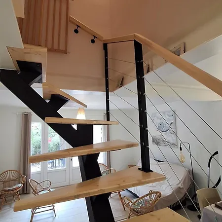 Hébergement de vacances 8 Pers, 4 Ch, Jardin, Clim 200m De La Saint-Pierre-la-Mer (Aude)