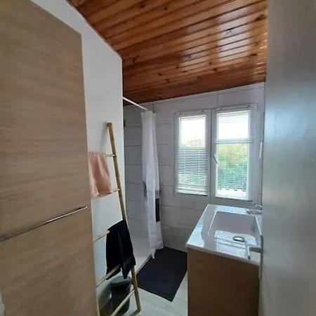 Holiday home 8 Pers, 4 Ch, Jardin, Clim 200m De La Saint-Pierre-la-Mer (Aude)