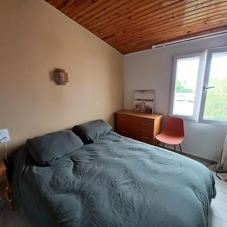 Semesterbostad 8 Pers, 4 Ch, Jardin, Clim 200m De La *