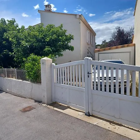8 Pers, 4 Ch, Jardin, Clim 200m De La Holiday home Saint-Pierre-la-Mer (Aude)